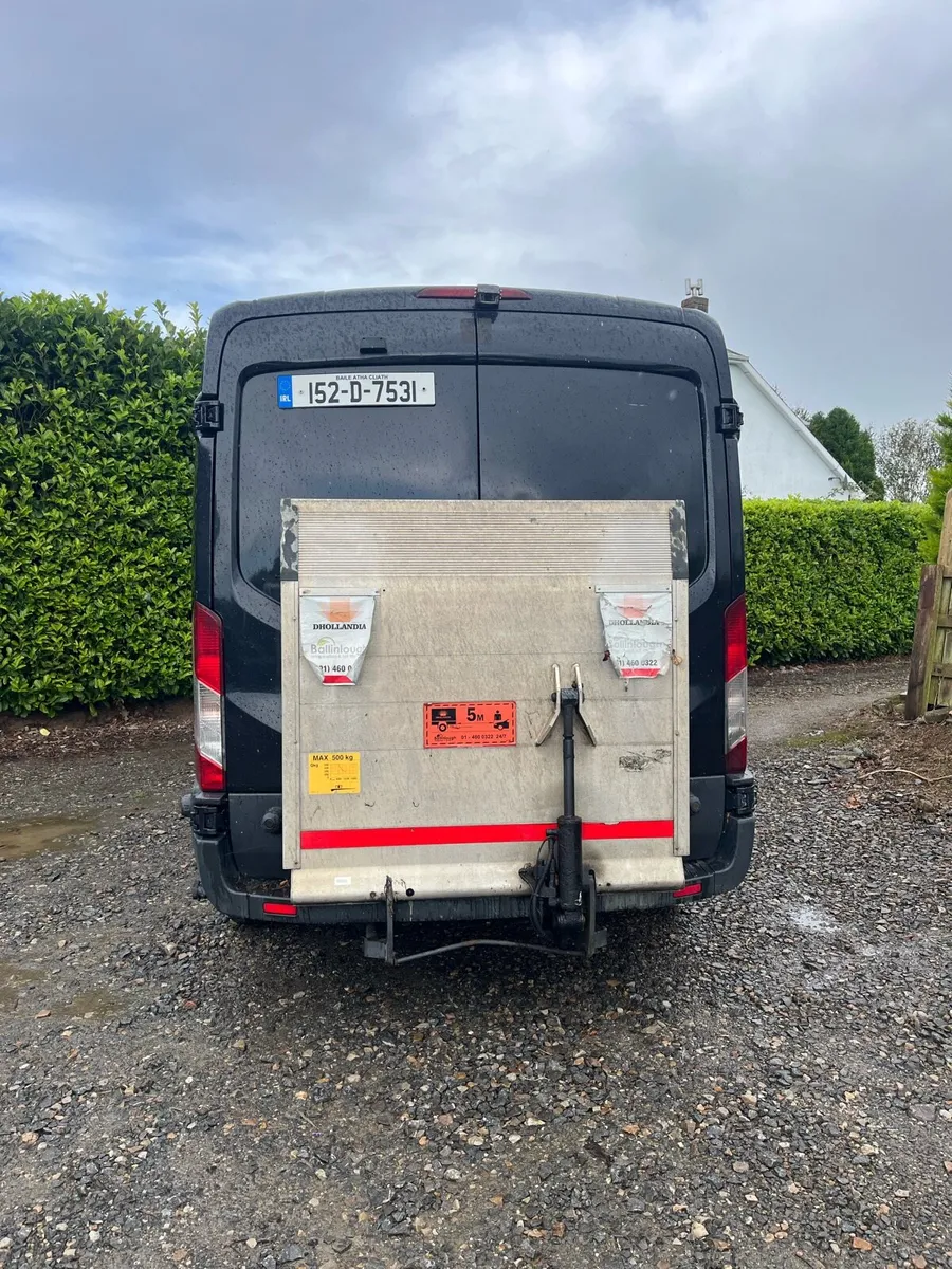 152 Ford Transit with tail lift - Image 2