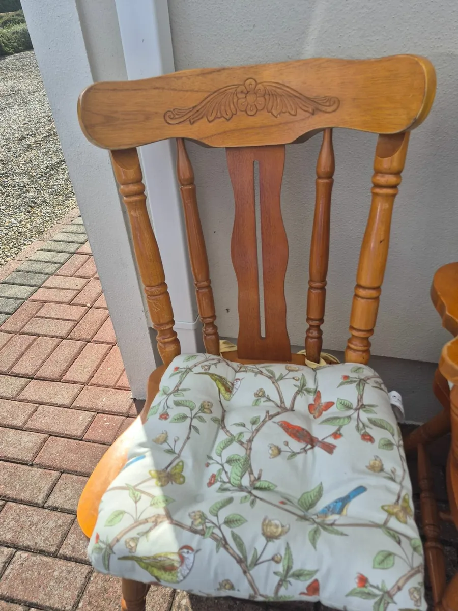 Kitchen chairs - Image 3