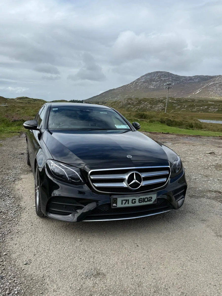 Mercedes Benz e220d AMGLine - Image 2