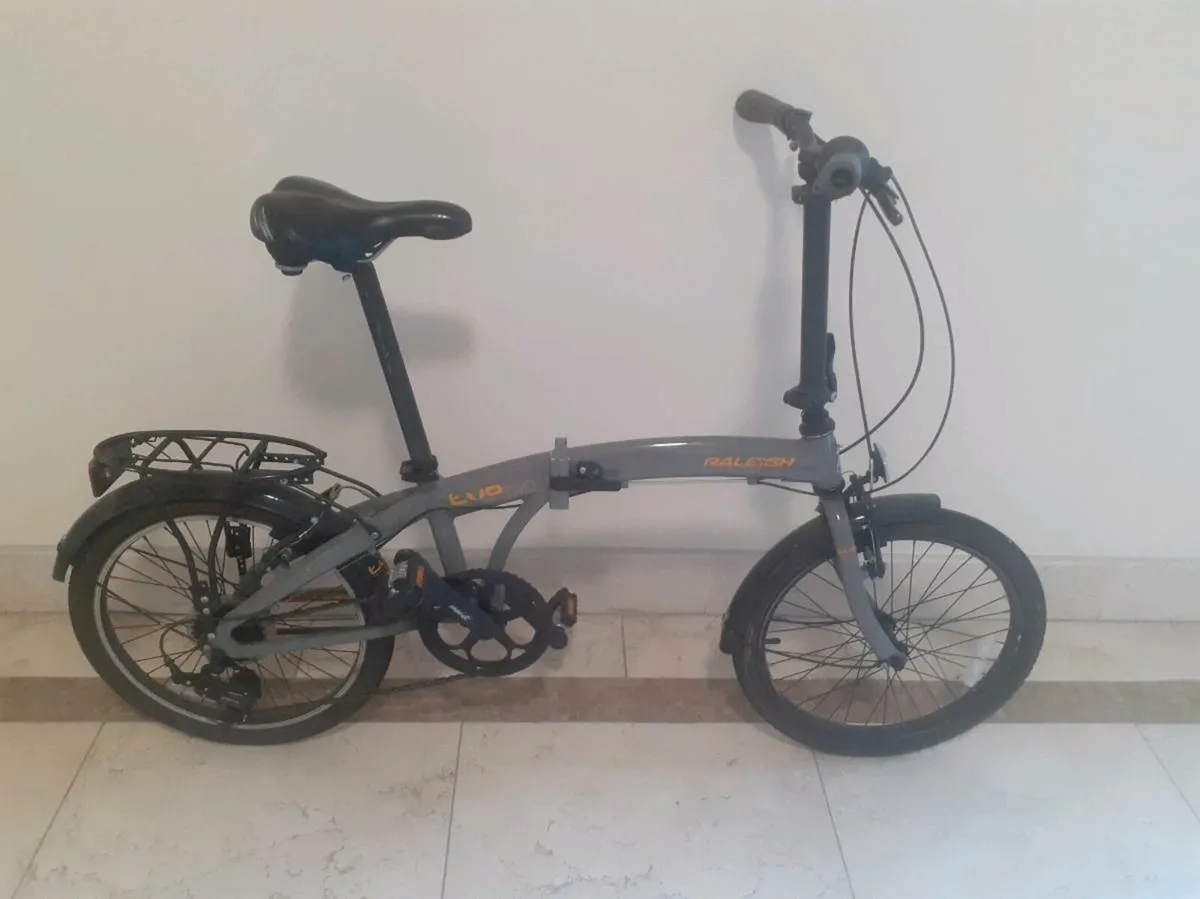 Raleigh Two folding bike - Image 1