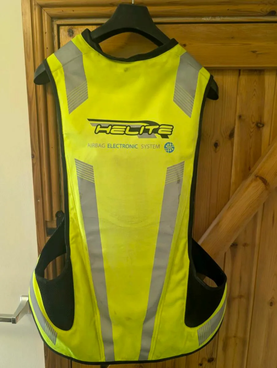 Helite e-turtle 2.0 airbag vest - Image 4