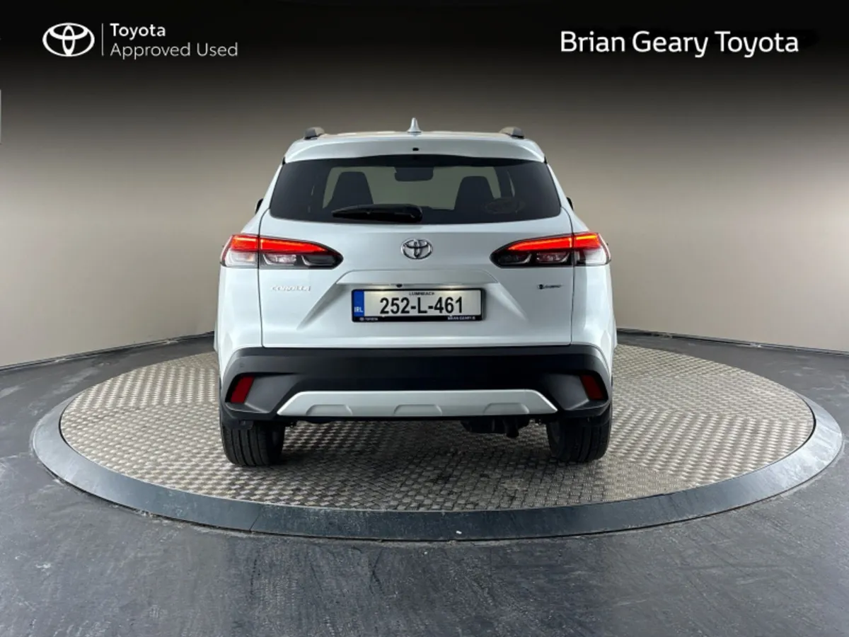 Toyota Corolla Cross HYBRID SPORT - Image 4