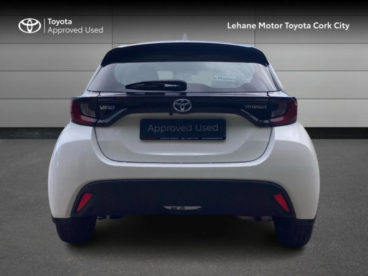Toyota Yaris HYBRID LUNA 4DR AUTO - Image 4