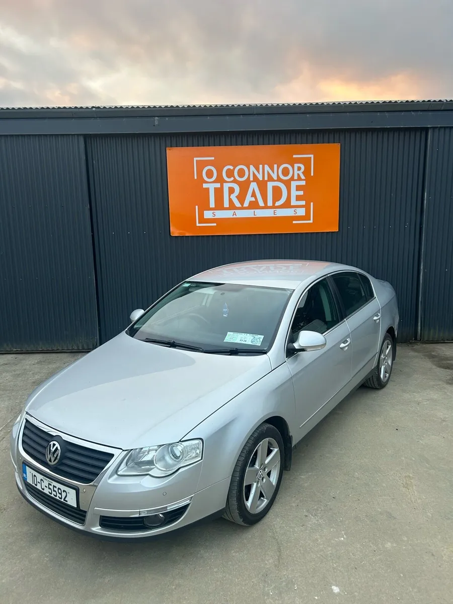 Volkswagen Passat - Image 1