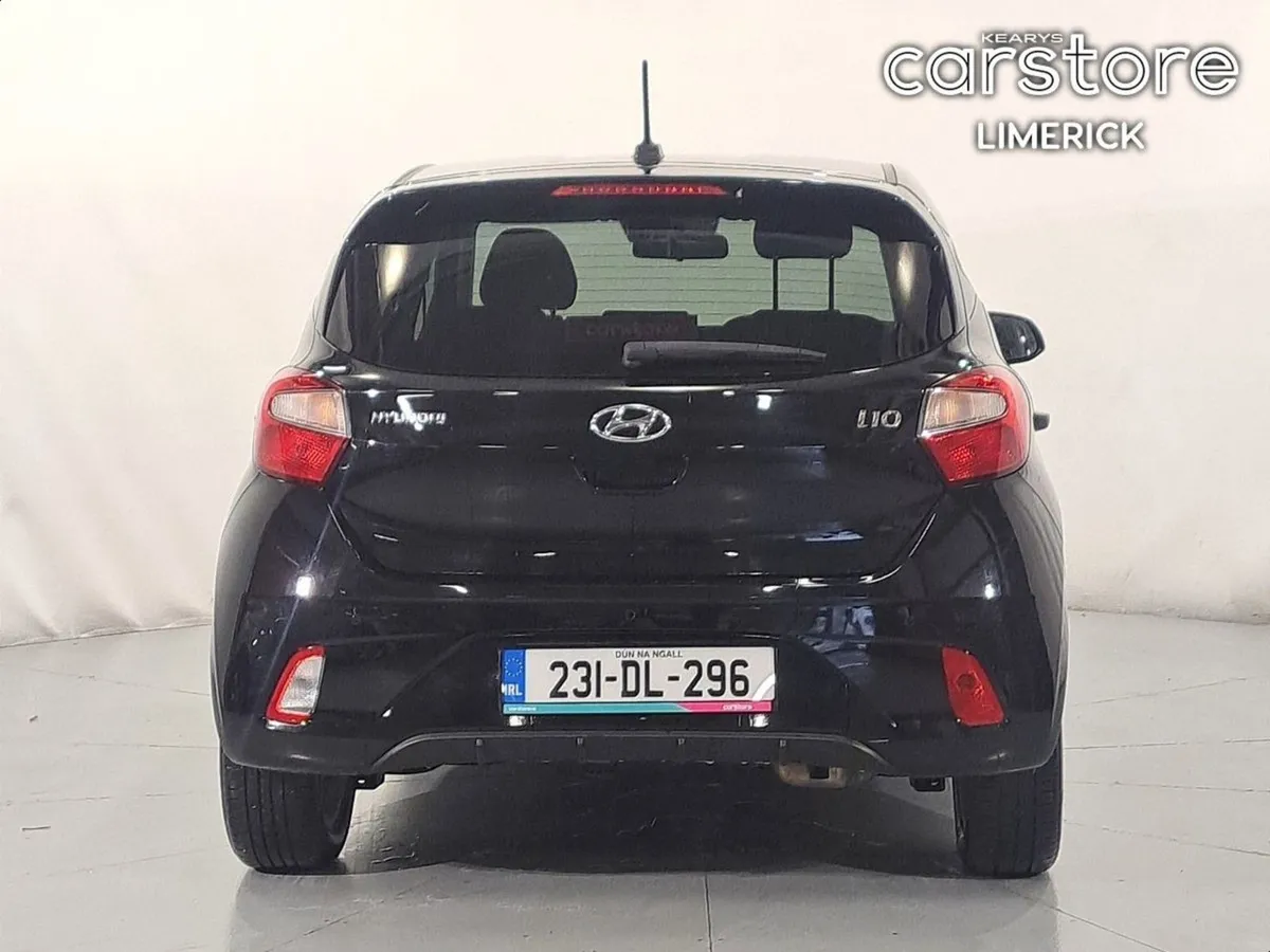 Hyundai i10 1.0 PET Deluxe - Image 4