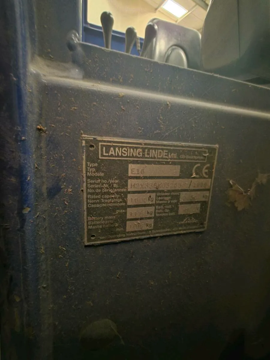 Forklift - Image 2