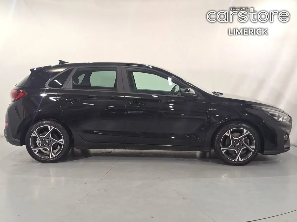 Hyundai i30 1.0 PET Deluxe N-line - Image 2