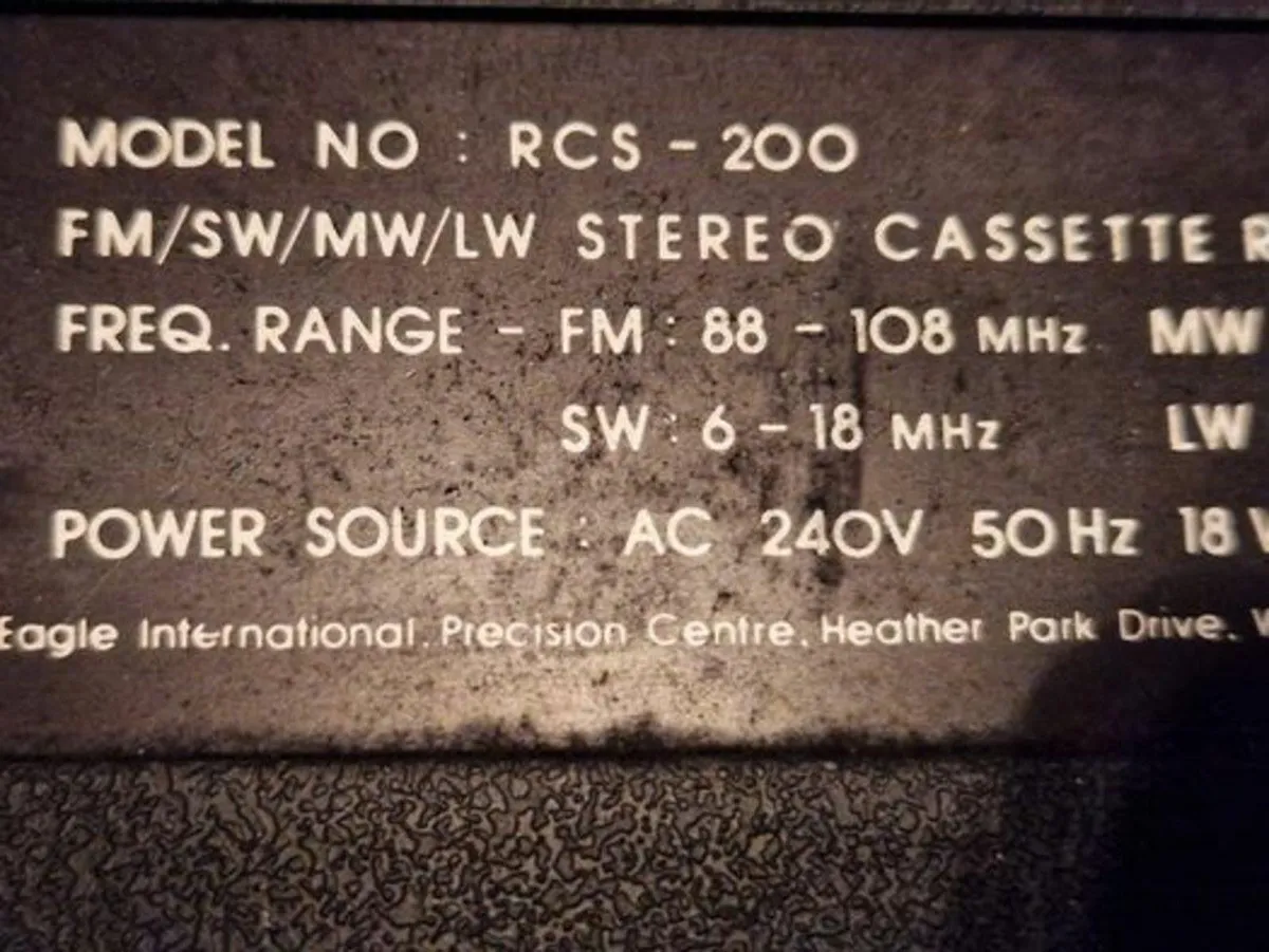 Eagle International RCS200 Portable Boombox Stereo - Image 4