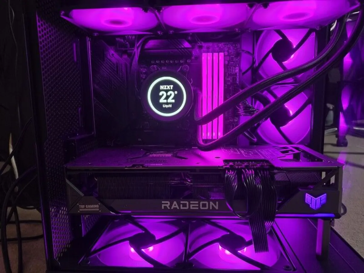 High End Gaming Pc 7900xtx 7600x 32gb Ram 4tb Ssd - Image 2