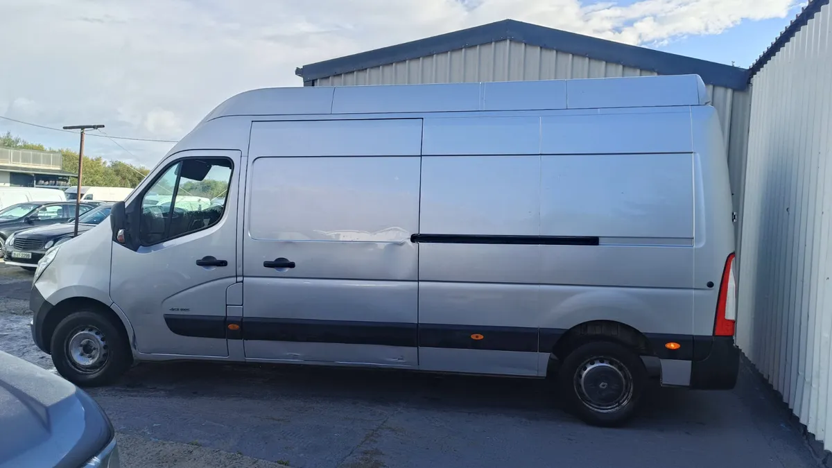 Renault Master 2018 - Image 2
