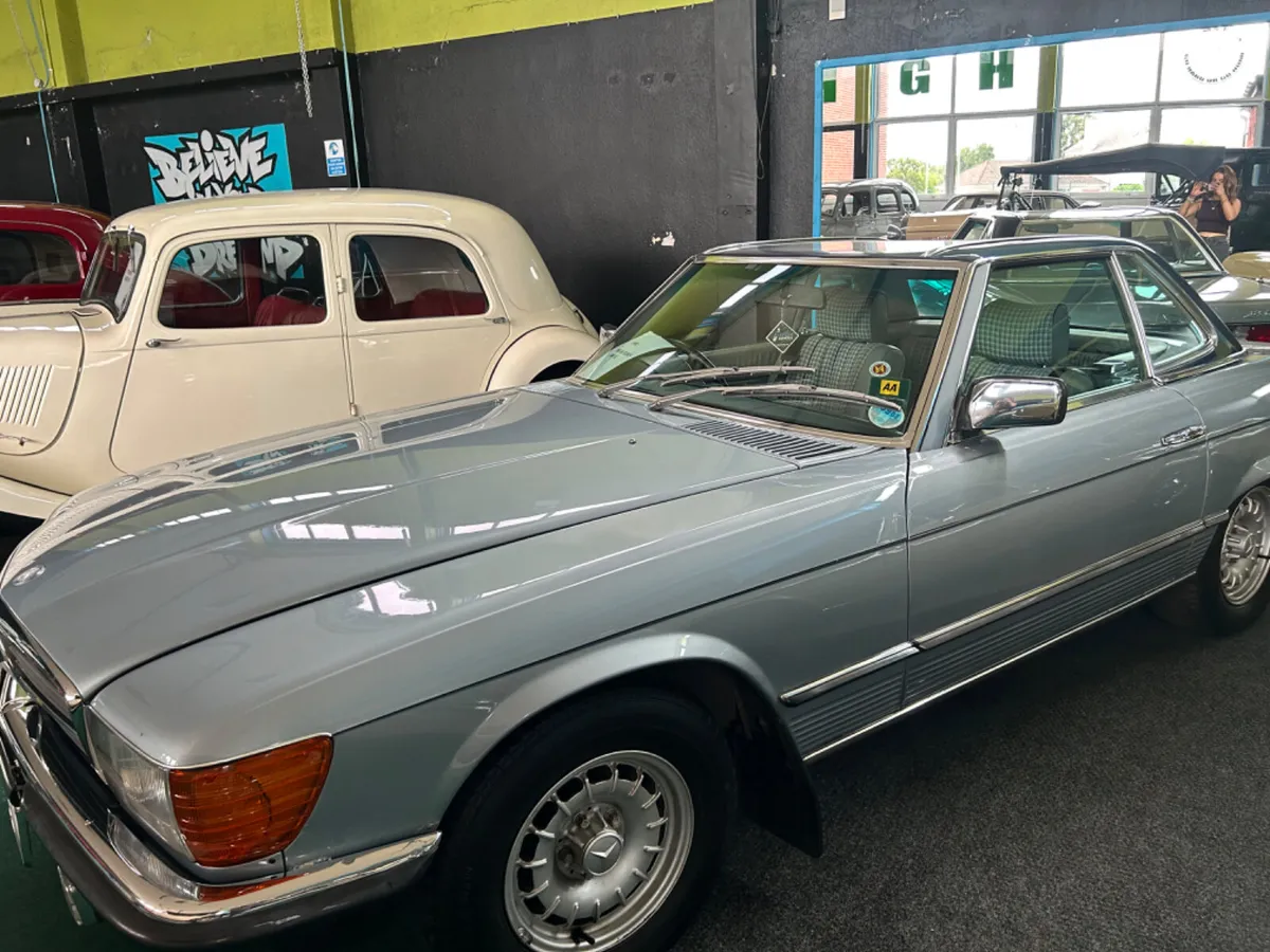 1982 Mercedes 380sl - Image 3