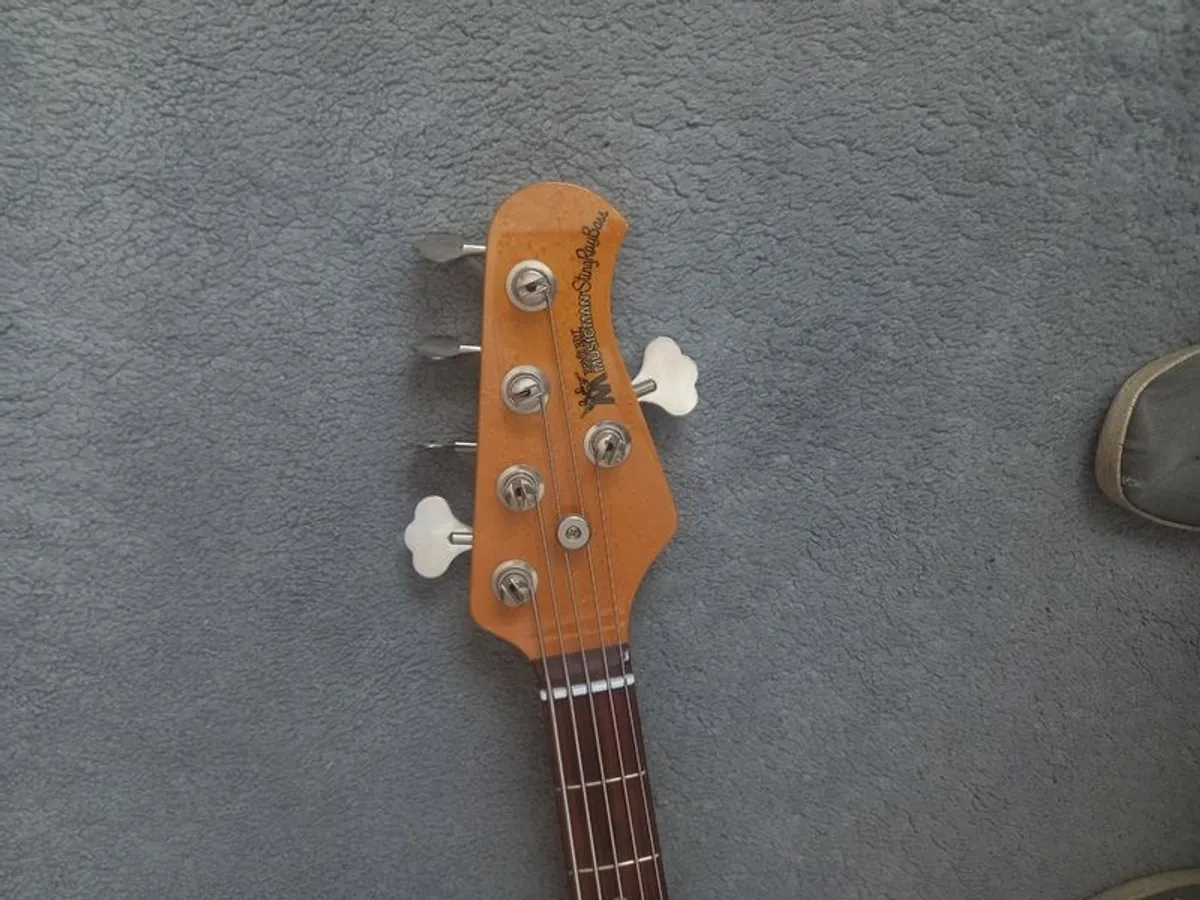 MusicMan 5 string bass - Image 4
