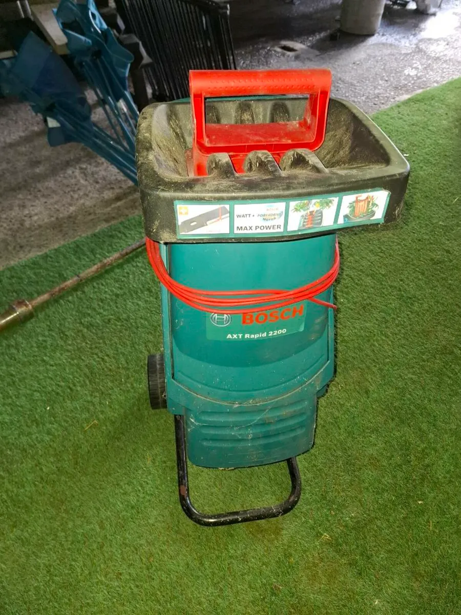Bosch branch shredder - Image 1