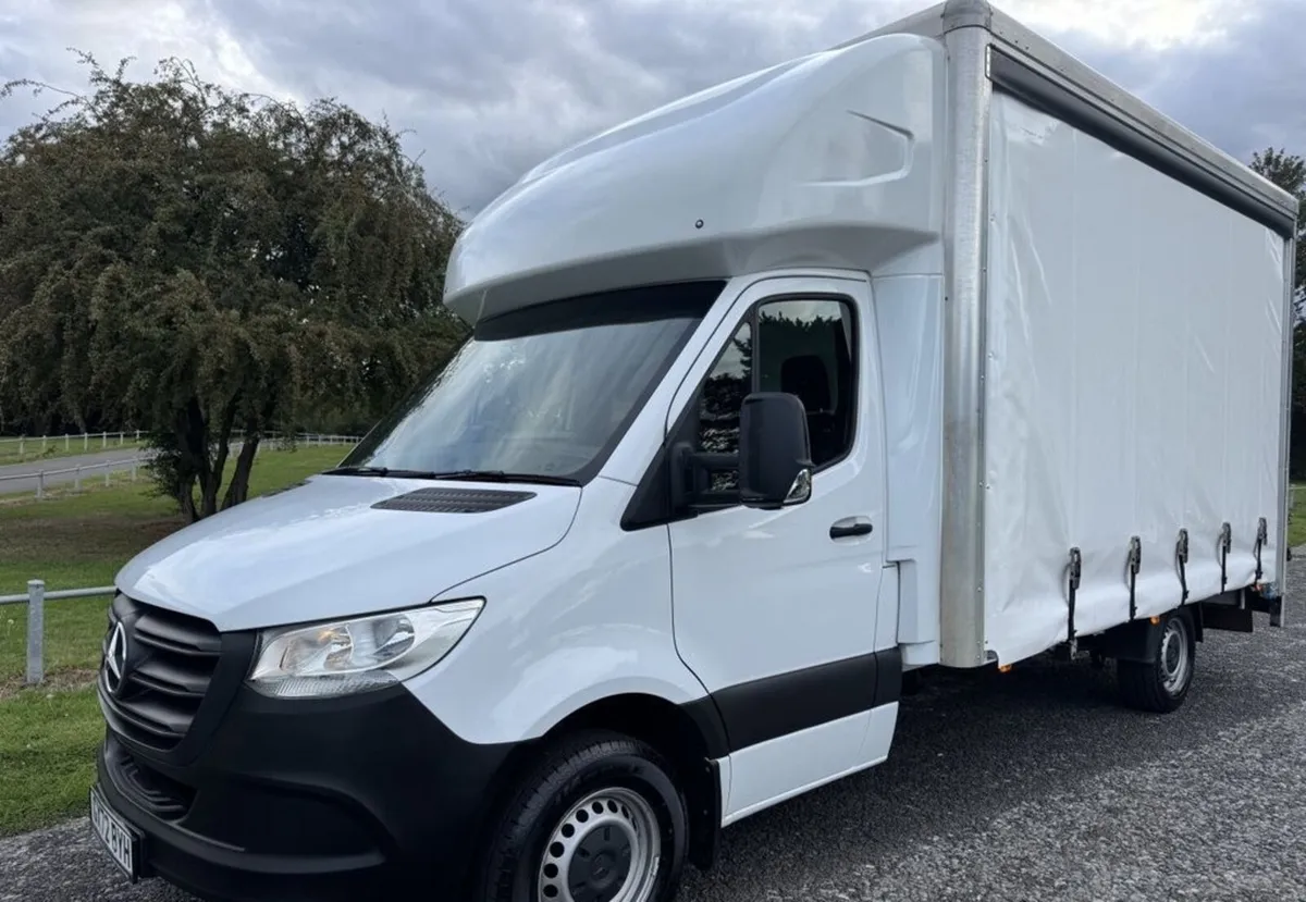 2023 MERCEDES-BENZ SPRINTER 2.0 315Cdi 3.5t. 4.2m - Image 1