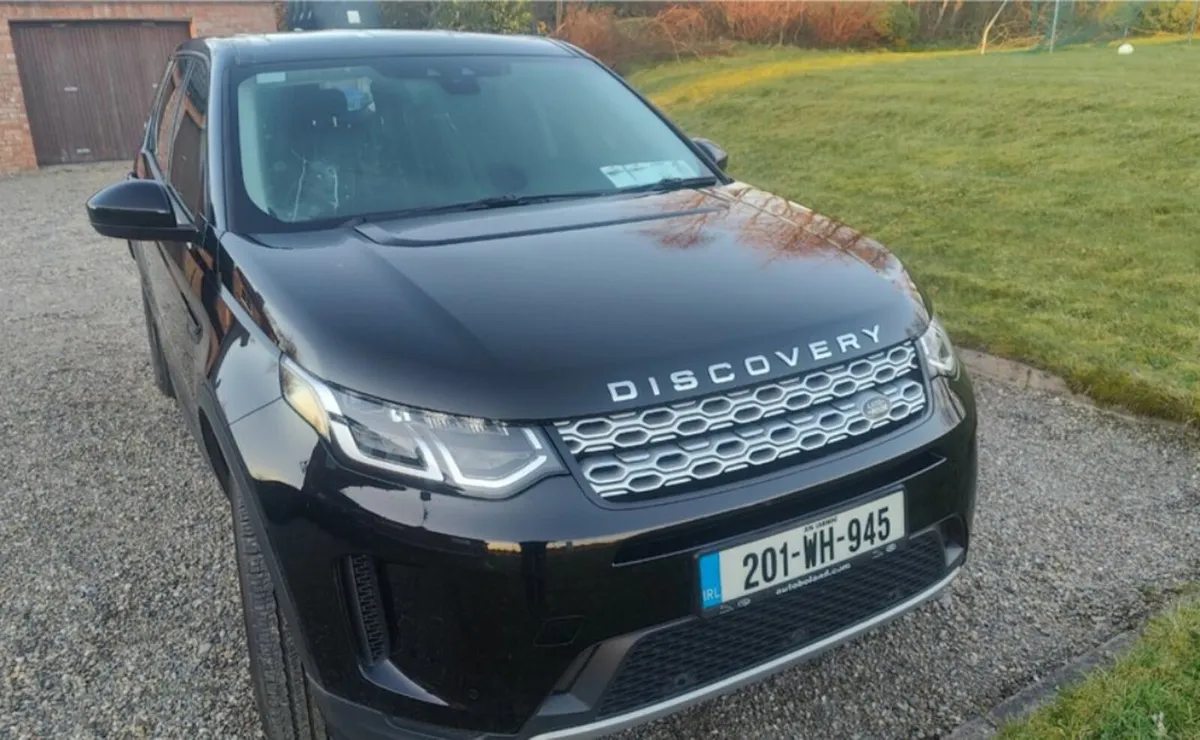Land Rover Discovery Sport 2020 - Image 1