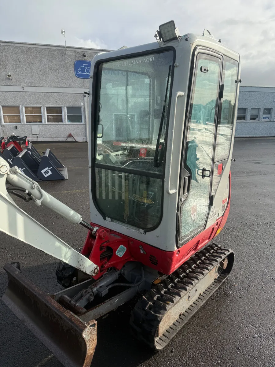 Takeuchi TB216 2021 836 hours - Image 3