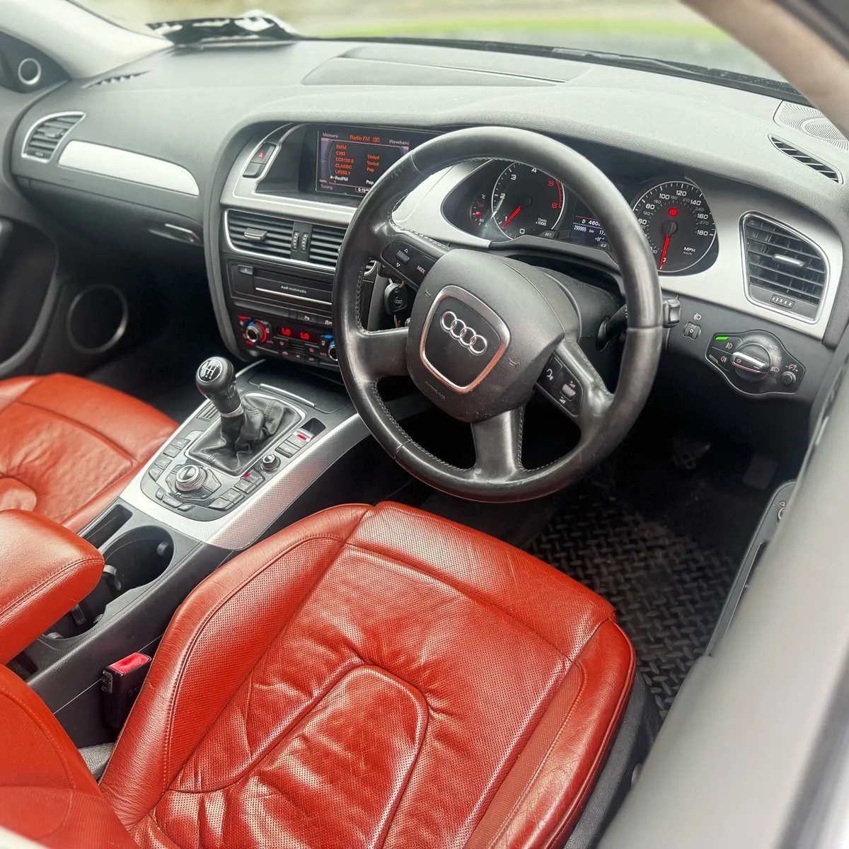 Audi A4 2.0TDI Estate Extreme High Spec - Image 3