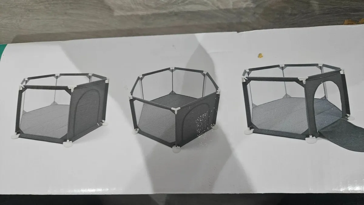 Baby playpen - Image 1