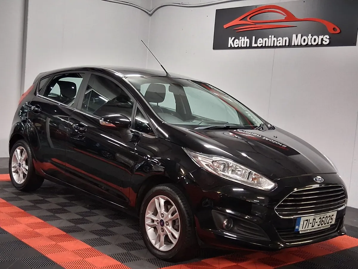 2017 Ford Fiesta **1.25 ZETEC** - Image 3