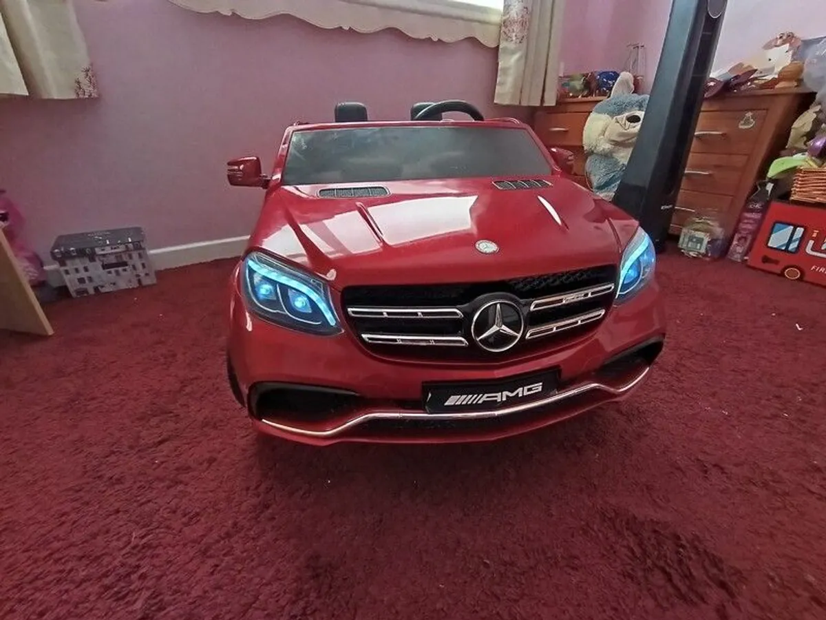 Ride On Car Mercedes (Double) - Image 1