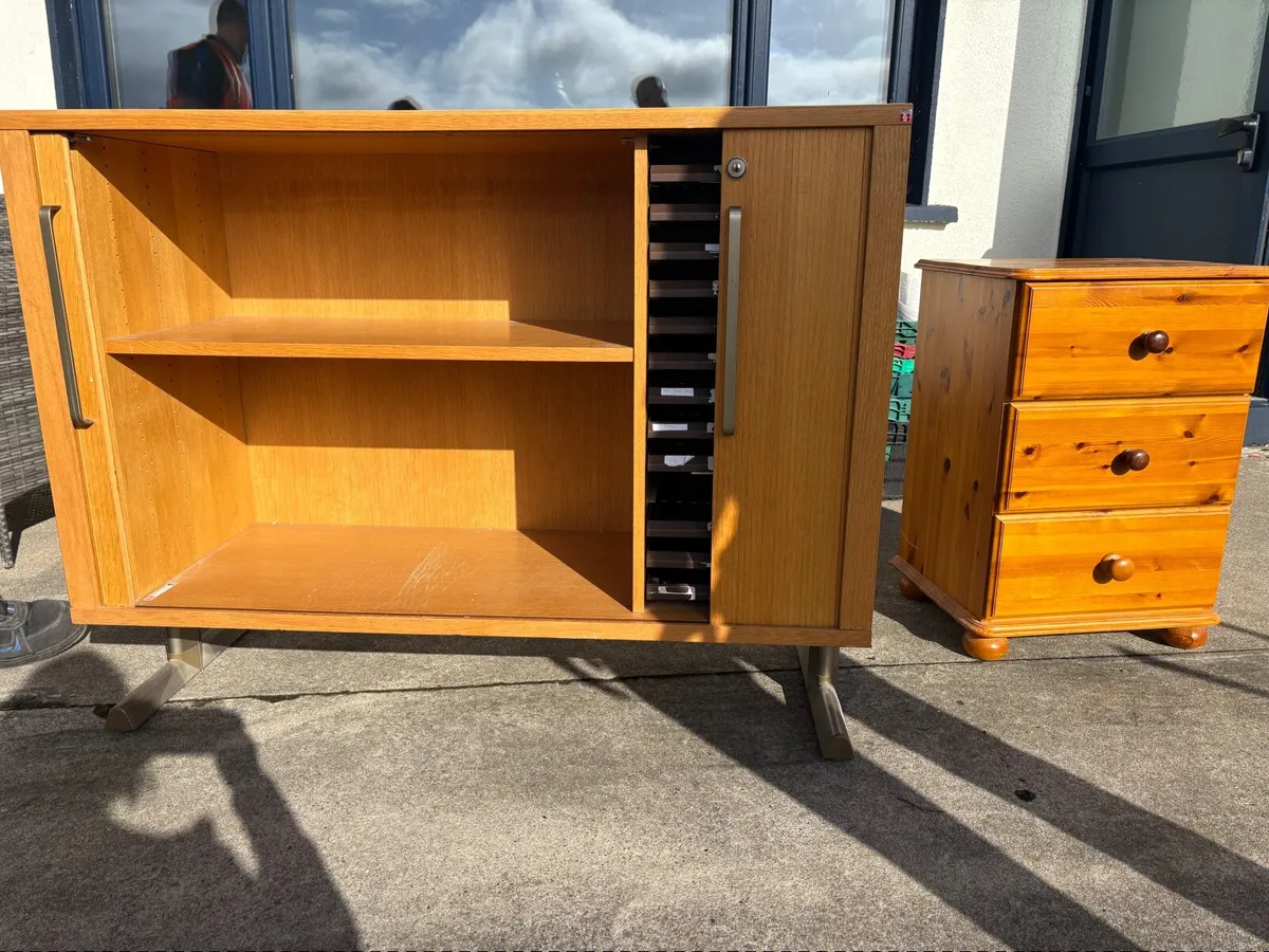 2 long cabinet - Image 3
