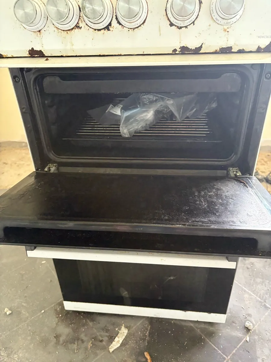 Electric Oven Grill and Hob - Image 2
