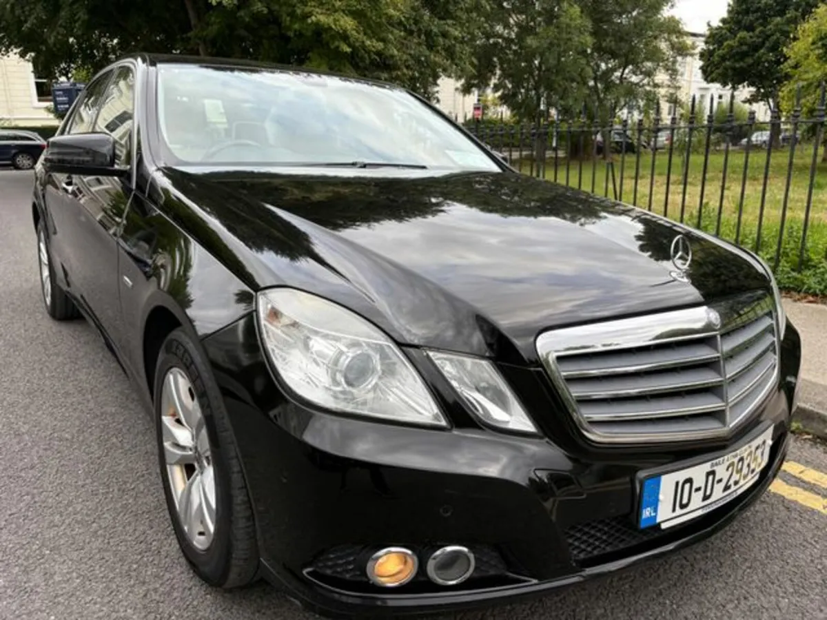 Mercedes-Benz E-Class E 220 CDI BE SE 4DR Auto - Image 3