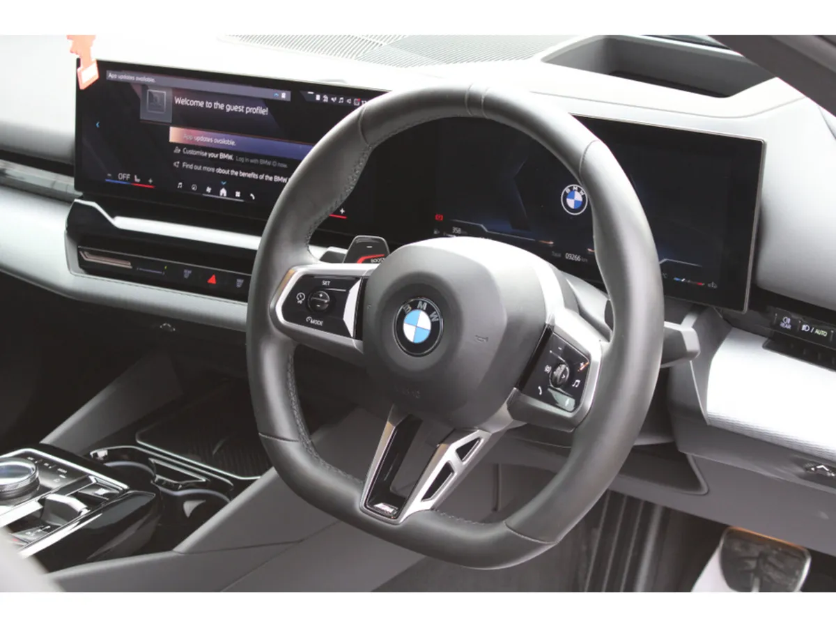 BMW 5-Series 520i M SPORT PRO AUTO*Pro and Tech Pa - Image 2