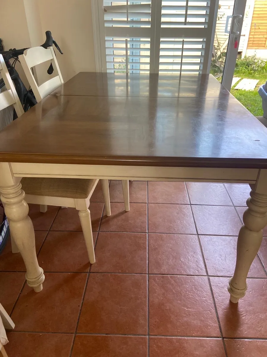 Kitchen table - Image 2