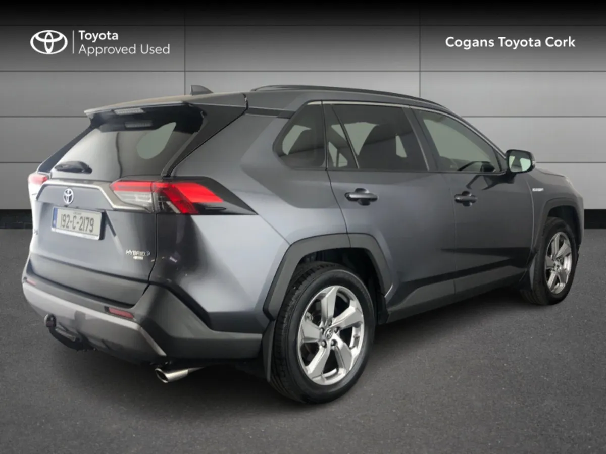 Toyota RAV4 RAV4 HYBRID SOL 2WD - Image 2