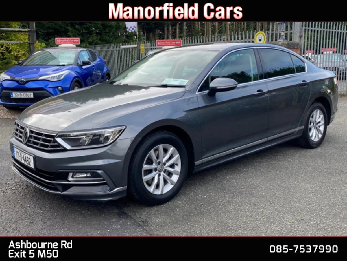 2017 Volkswagen Passat 1.6 TDI LOW KM'S - Image 4