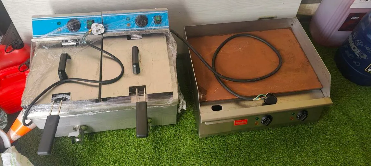 Hot Plate, 2 Pan Fryer &hot ban marie - Image 1