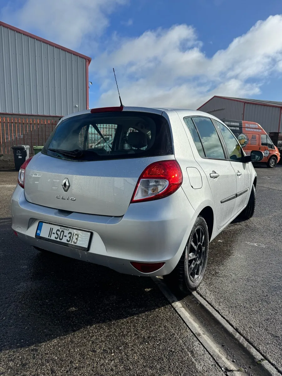 Renault Clio - Image 3