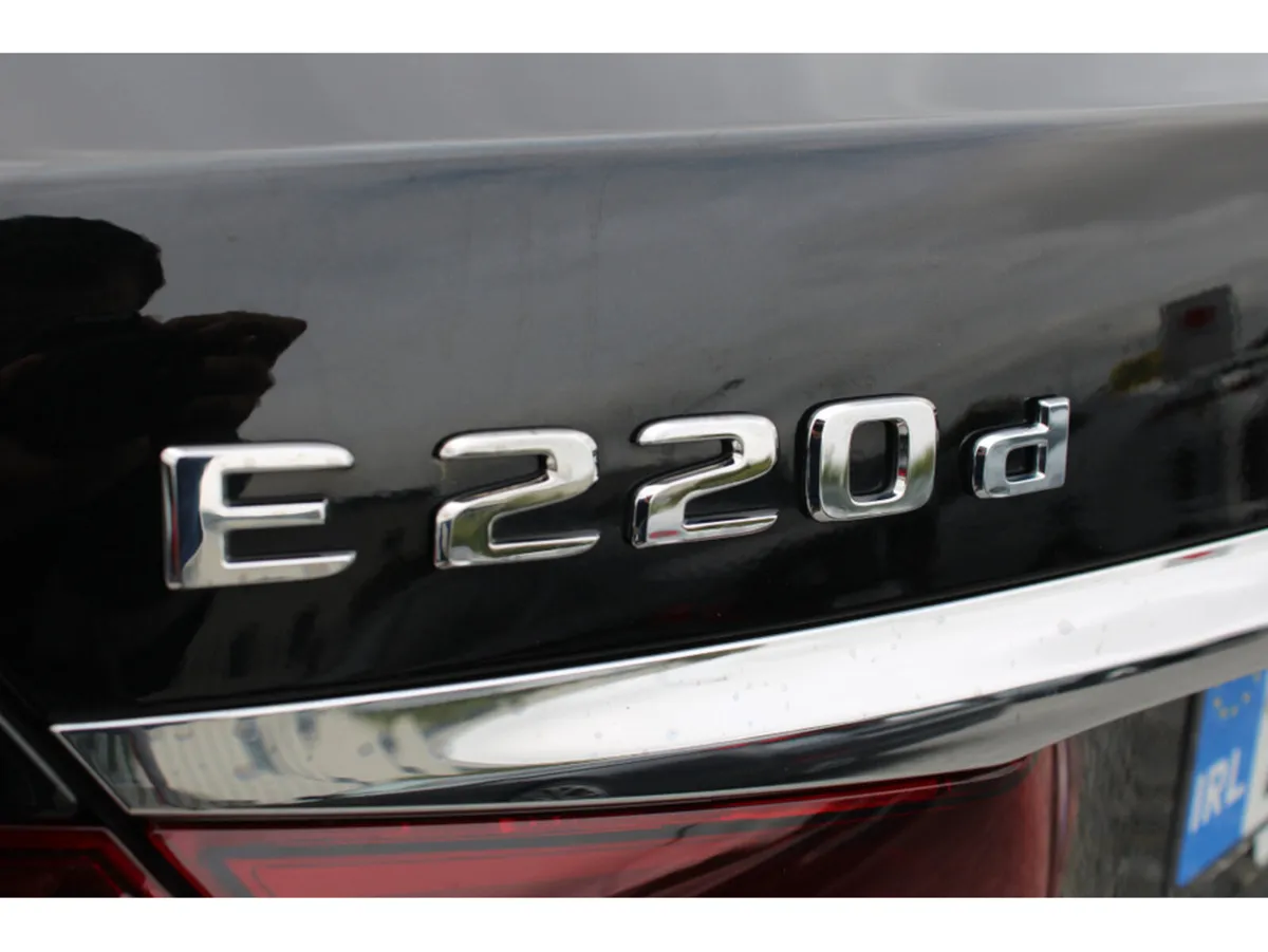 Mercedes-Benz E-Class E220D AMG LINE MHEV 4DR AUTO - Image 4