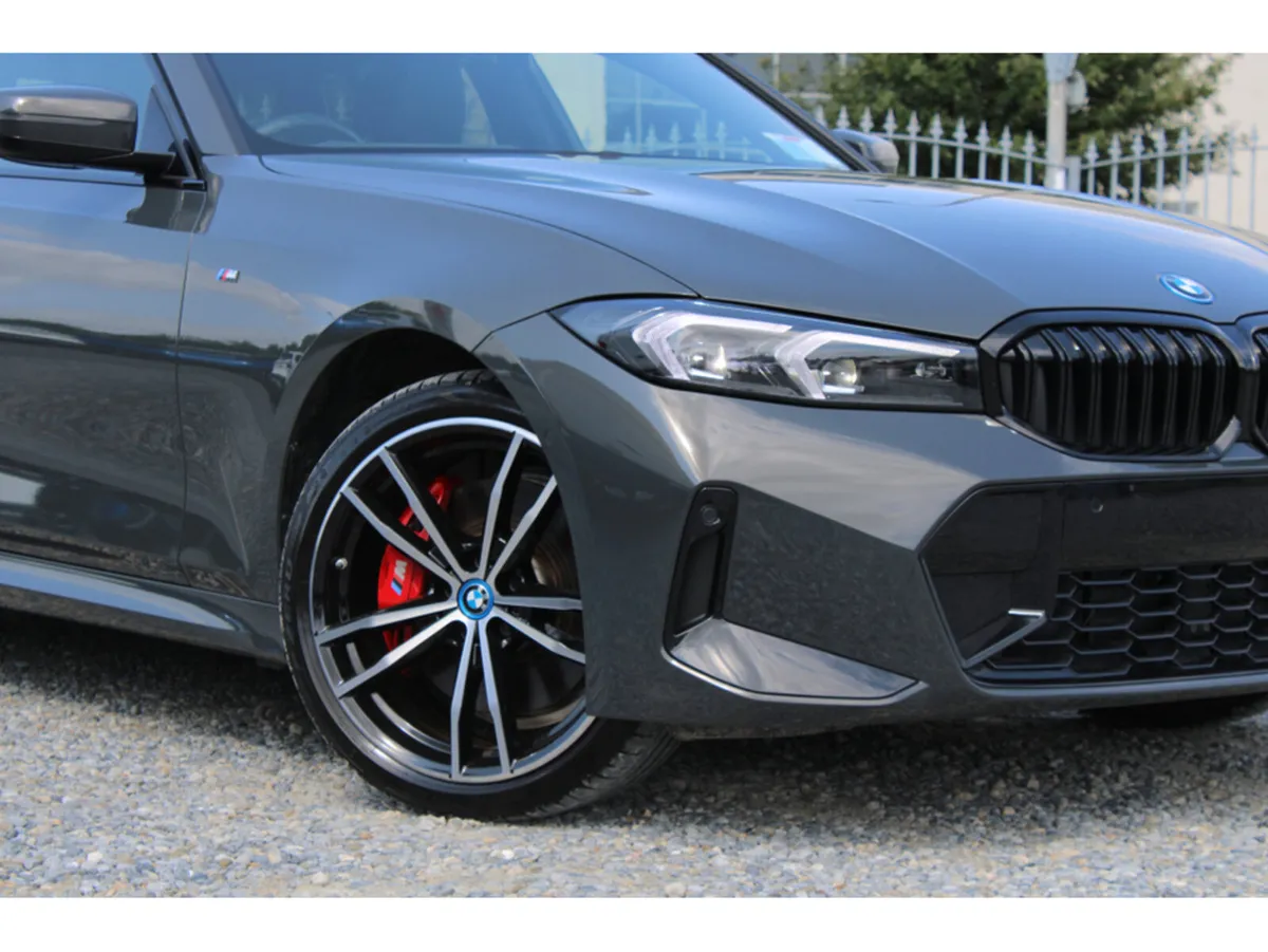 BMW 3-Series 330E M SPORT AUTO *Pro, Tech and Comf - Image 3