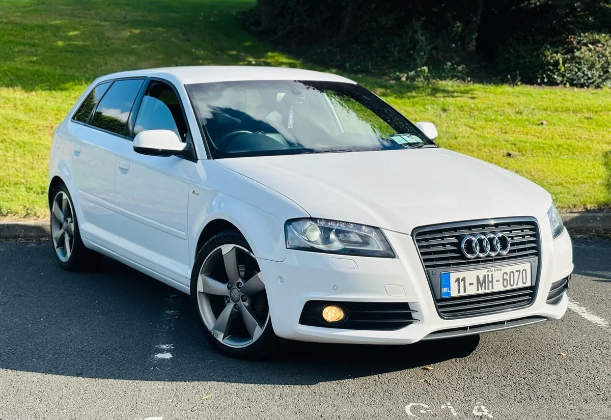 Audi A3 2.0TDI S-line Black Edition 2011 - Image 2