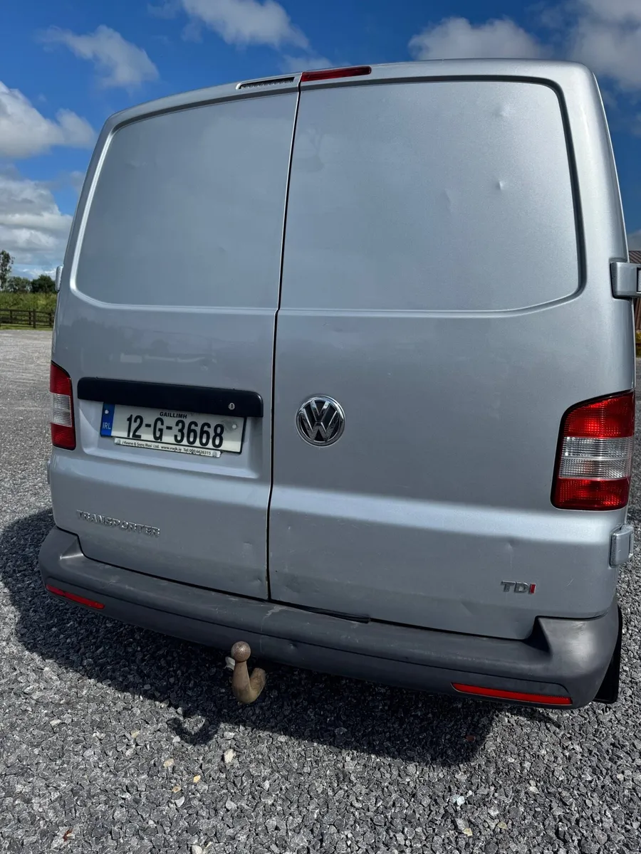 Volkswagen Transporter 2.0D 2012 - Image 4