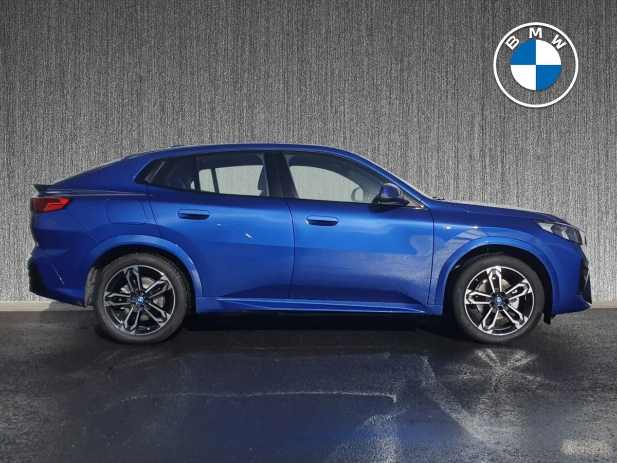 BMW iX2 Edrive20 M Sport - Image 3