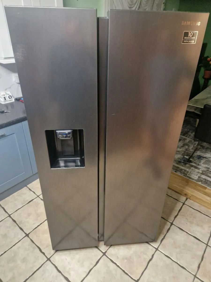 Samsung American Fridge Freezer - Image 1