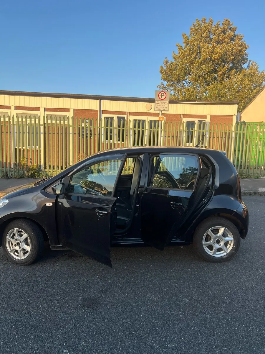 Volkswagen UP! Automatic 1L - Image 3