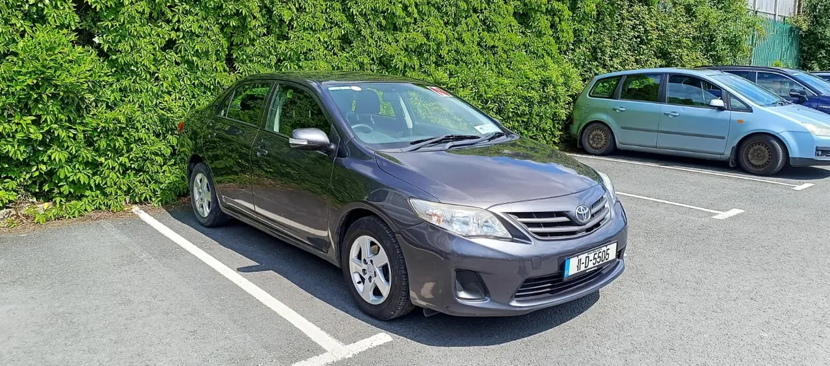 Toyota Corolla 1.3 Petrol 6 Speed Manual Low kms - Image 1