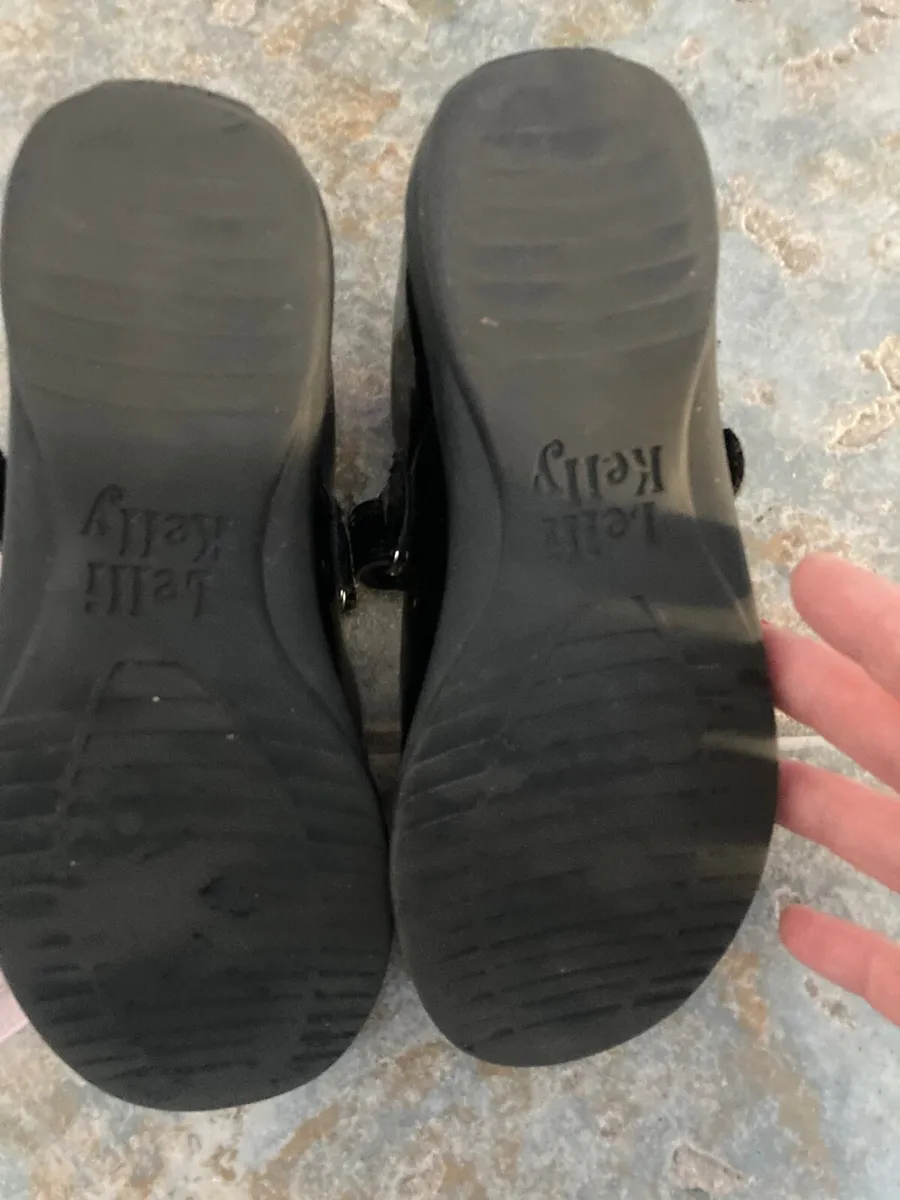 Girls shoes and boots - Image 2