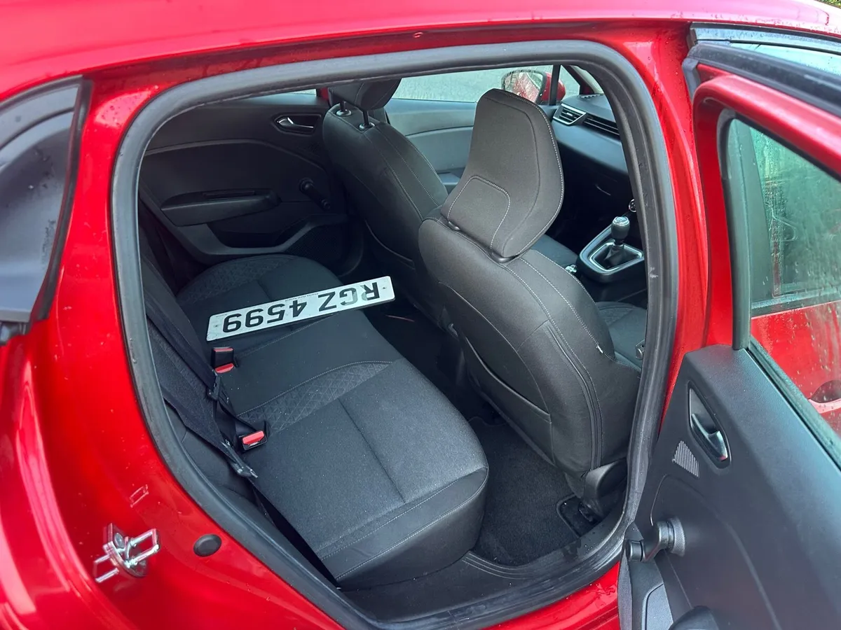 2020 Renault Clio - Image 3