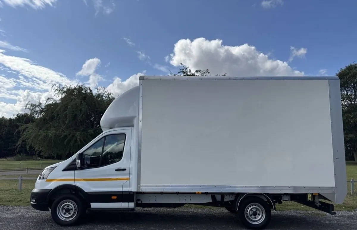 2023 FORD TRANSIT 2.0 350 3.5t. L4 Lwb NEW 4.27m. - Image 3