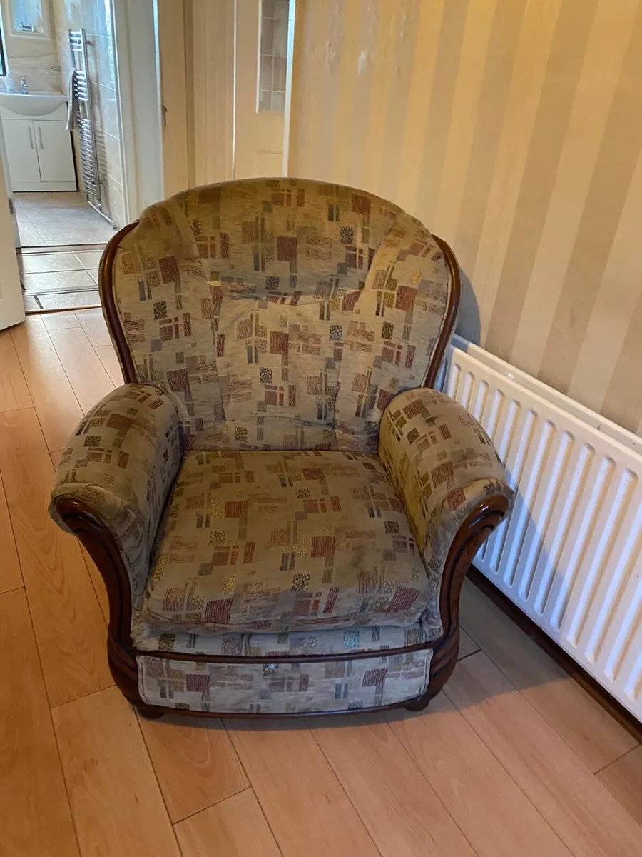 Furniture - FOC - Image 1