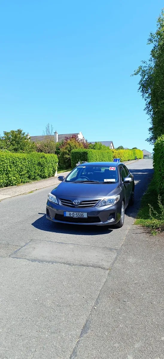 Toyota Corolla 1.3 Petrol Manual  kms - Image 2