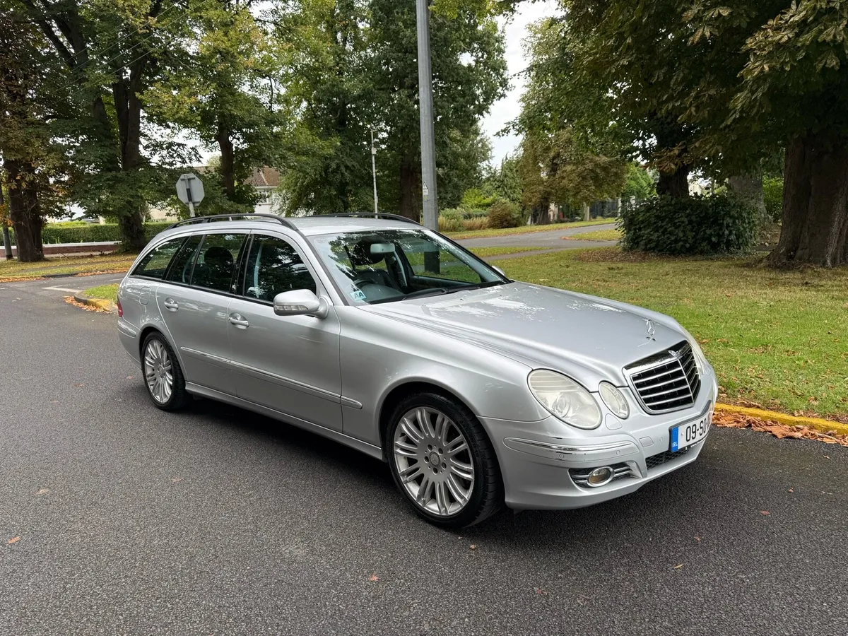 Mercedes E280 Sport - Image 4
