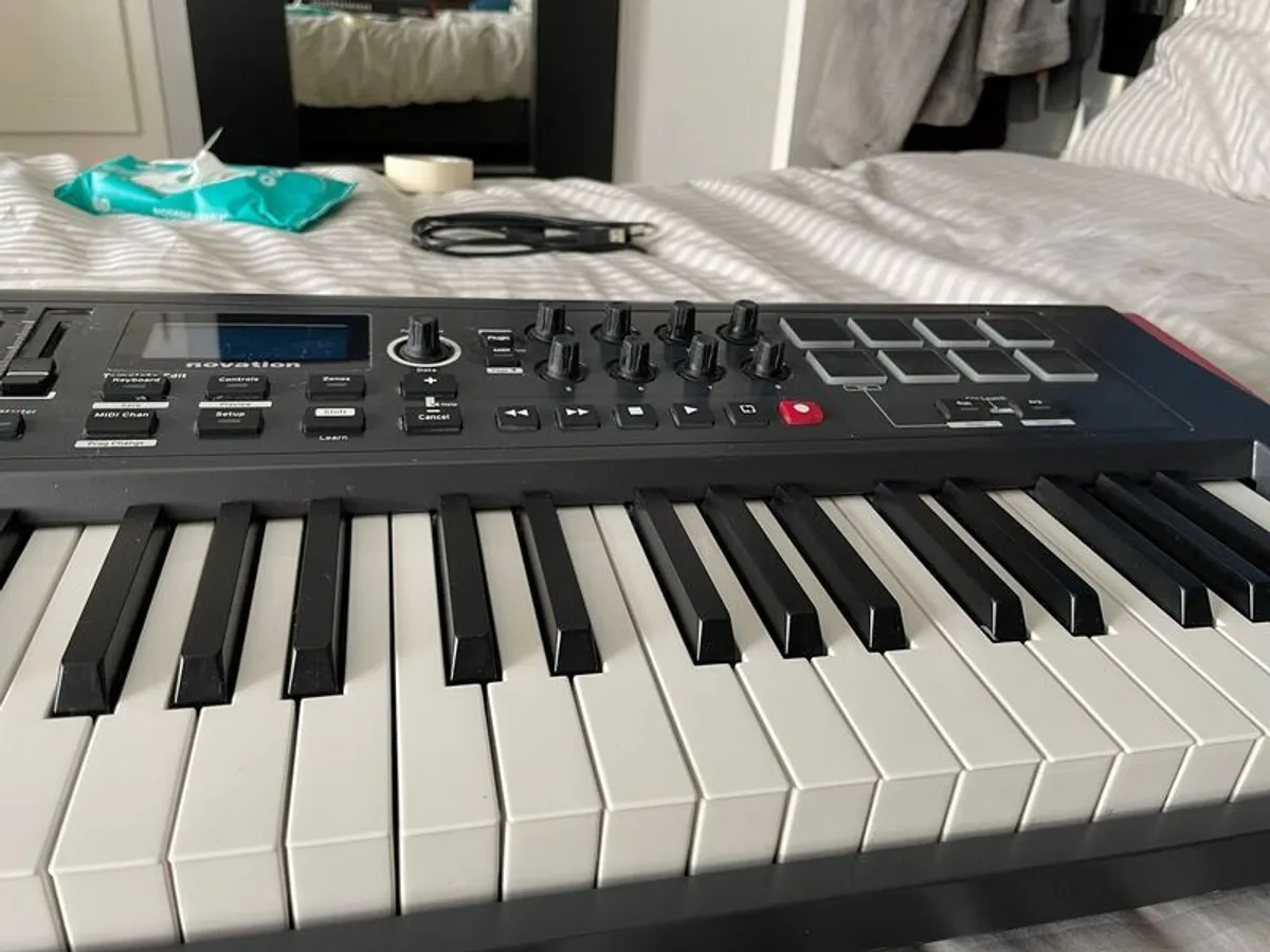 Novation Impulse 49 USB MIDI Keyboard & DAW Controller - Image 3