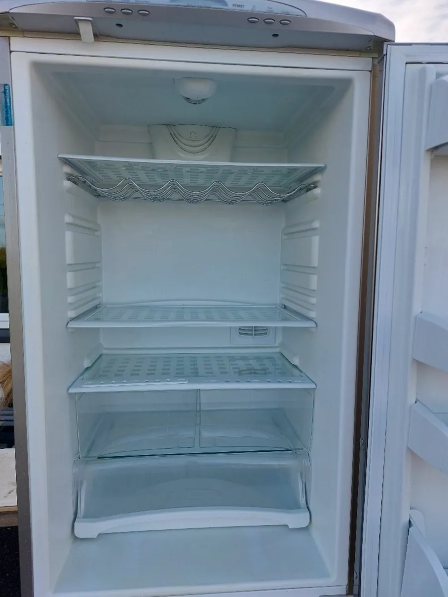 Fridge/freezer - ideal forstorage in garage/shed - Image 2