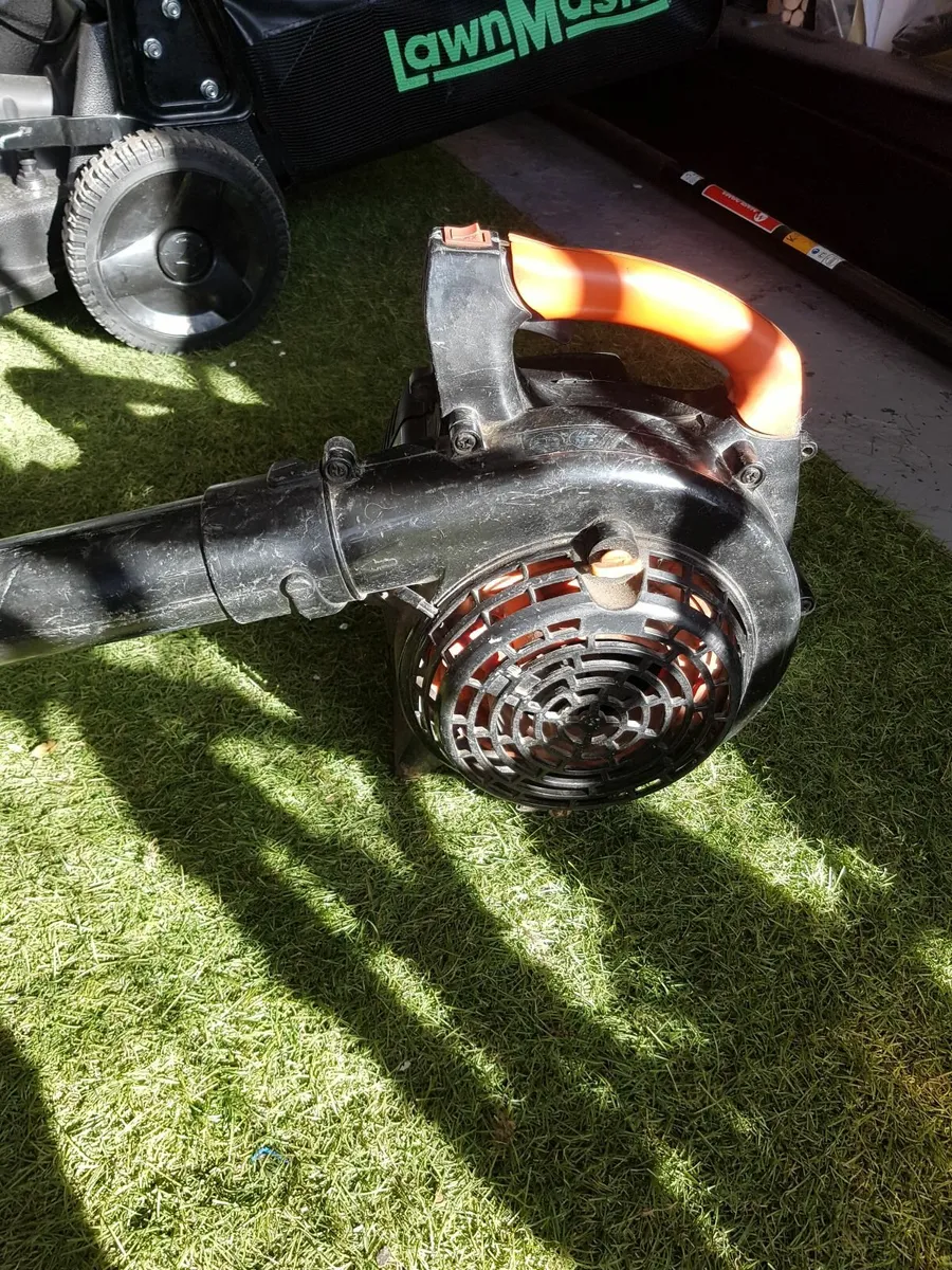 FUXTEC PETROL BLOWER - FOR SALE - Image 3